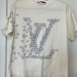 Louis Vuitton Cream T-Shirt with Airplane Graphic